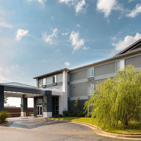 Quality Suites Memphis/ Wolfchase Galleria Eksteriør bilde
