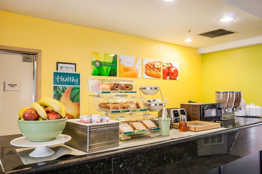 Quality Suites Memphis/ Wolfchase Galleria Eksteriør bilde