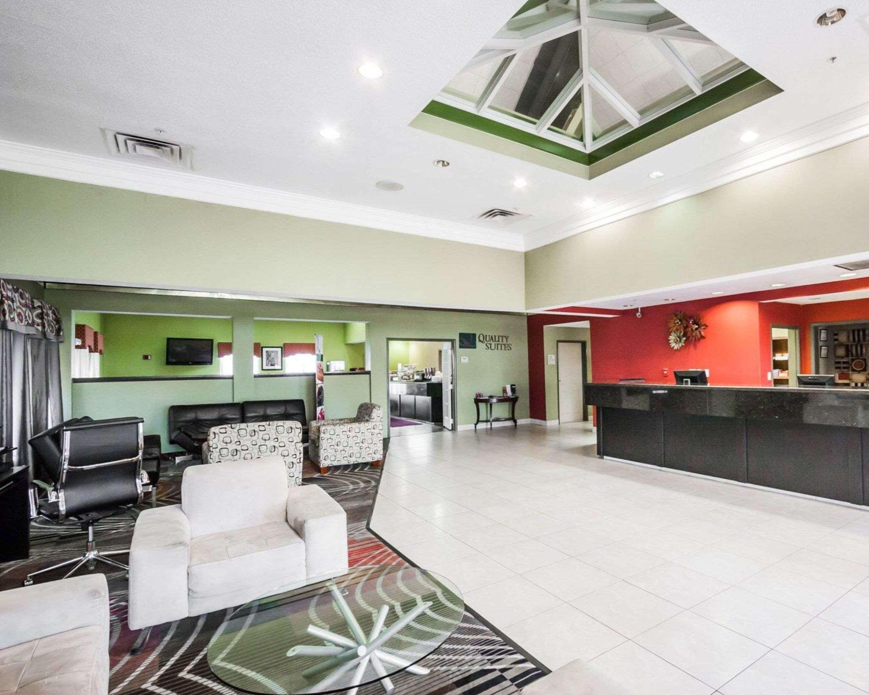 Quality Suites Memphis/ Wolfchase Galleria Eksteriør bilde