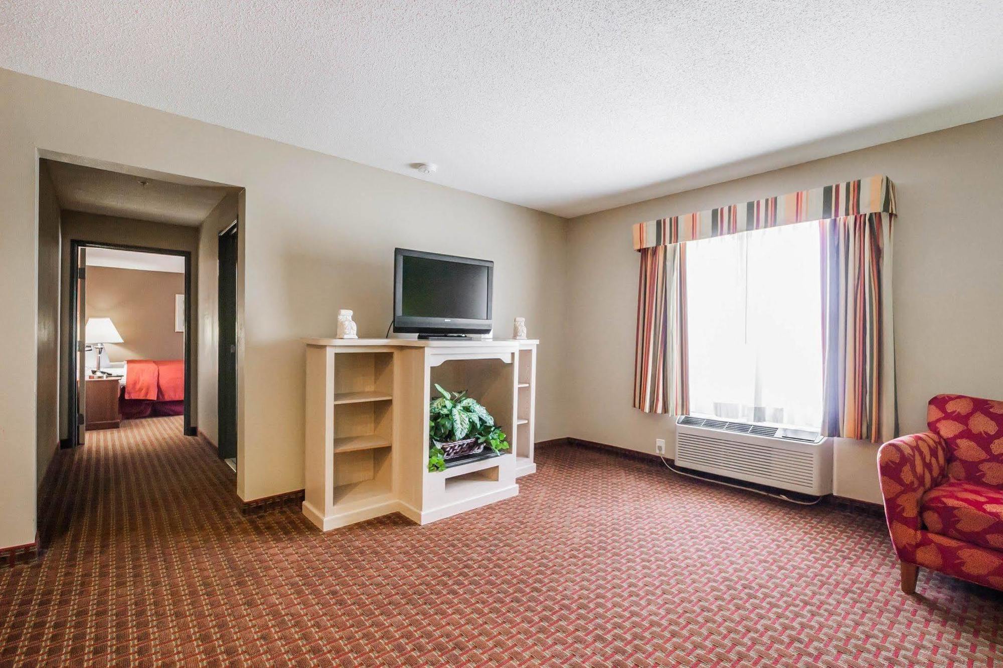 Quality Suites Memphis/ Wolfchase Galleria Eksteriør bilde
